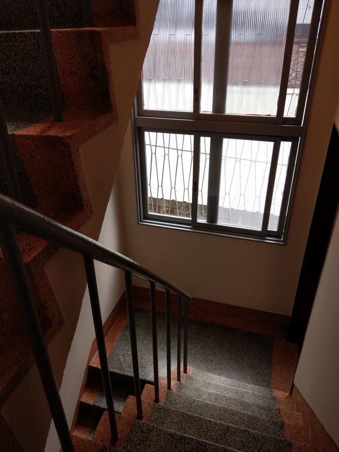 Oyaji Guesthouse-依人數床位數計價開放房型 Tainan Bagian luar foto
